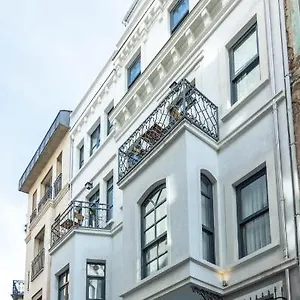 Nm Beyoglu شقة